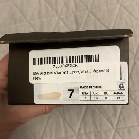 UGG Australia Genuine Sheepskin Insoles size 7 - Picture 3 of 6